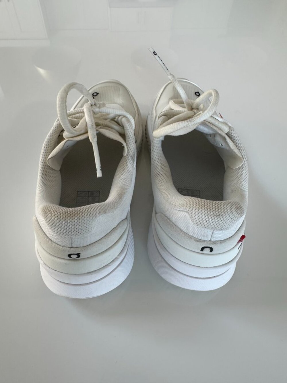 ON Wmns The Roger Pro 2 size 7 - Picture 4 of 5